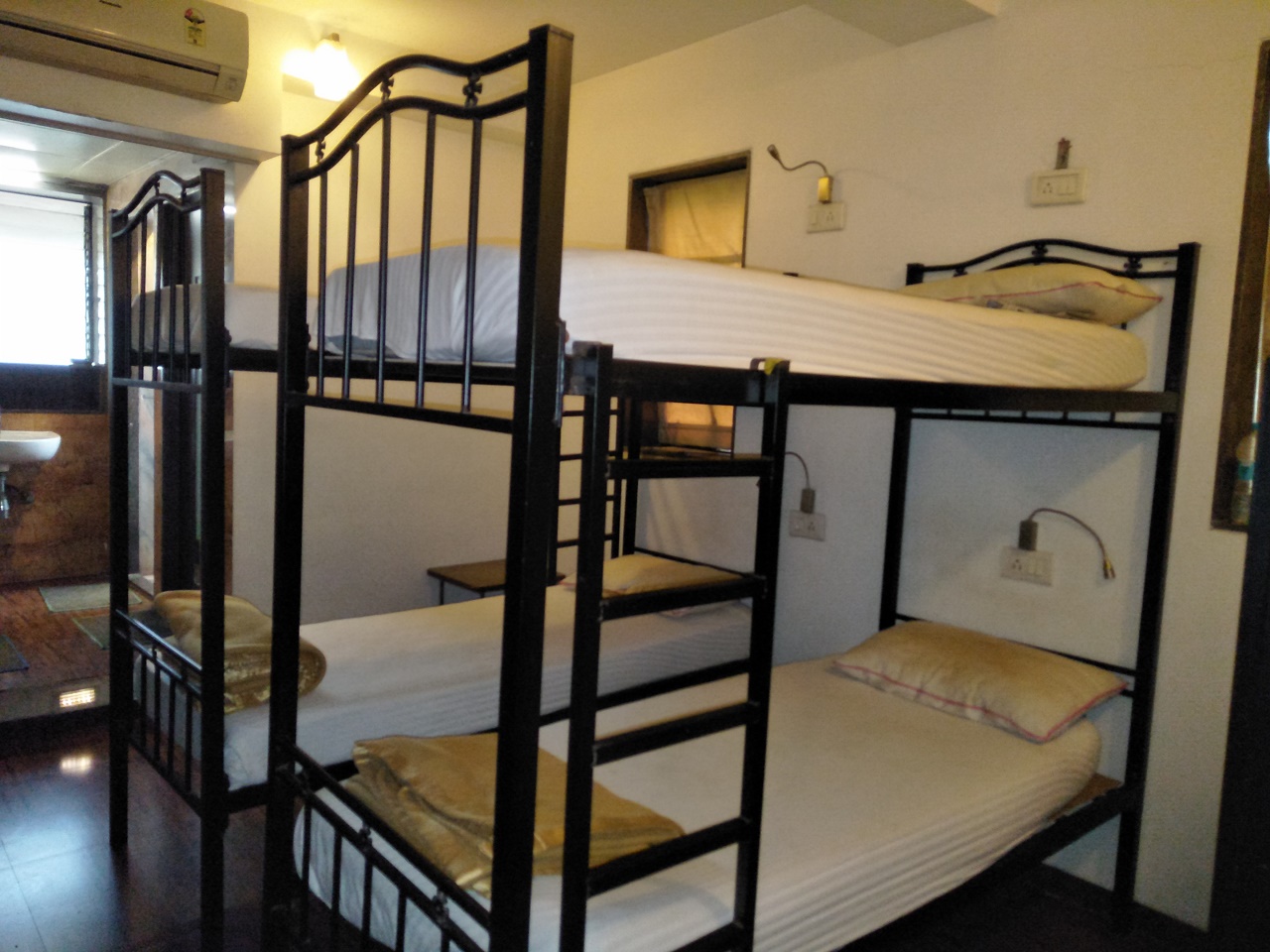 Chembur Hostel by Maharana Inn